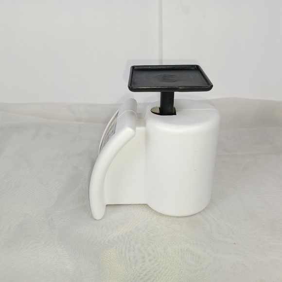 Scale measures in grams and ounces - Picture 4 of 5